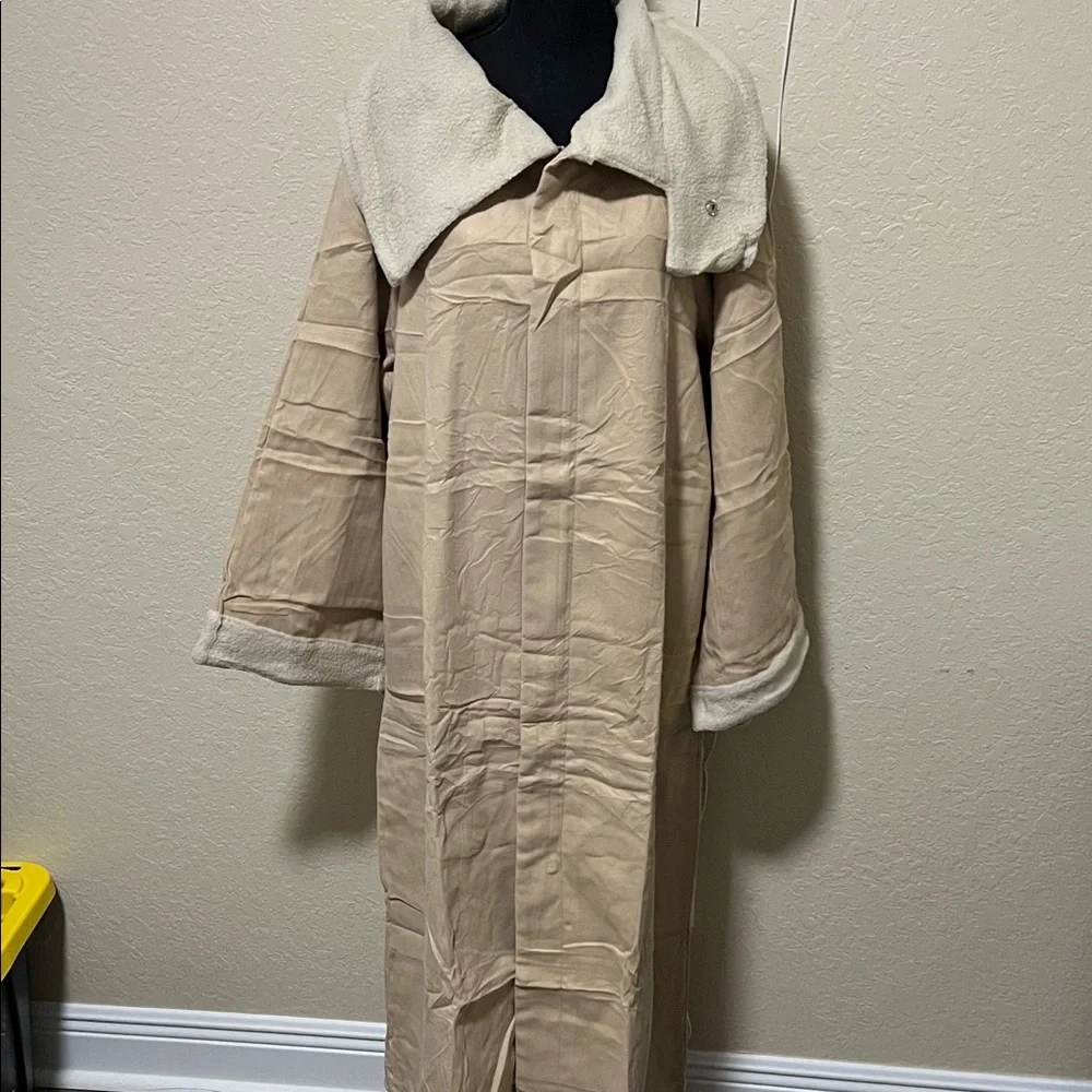 Women's Tan Coat with Shearling Collar